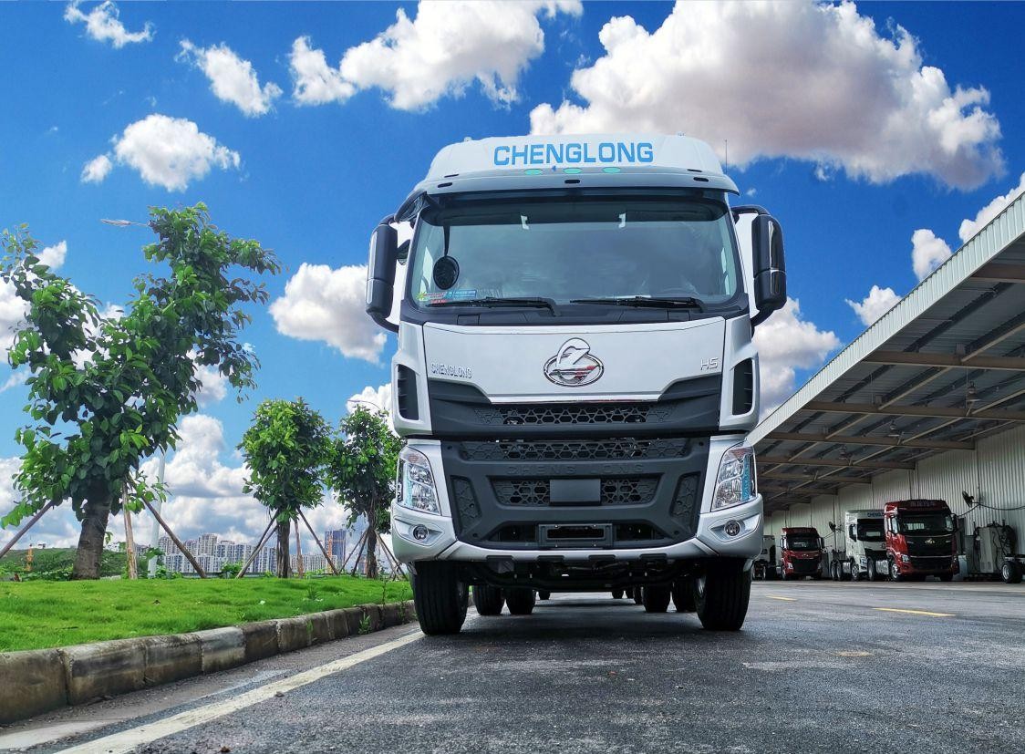 CHENGLONG H5 4X2 270HP