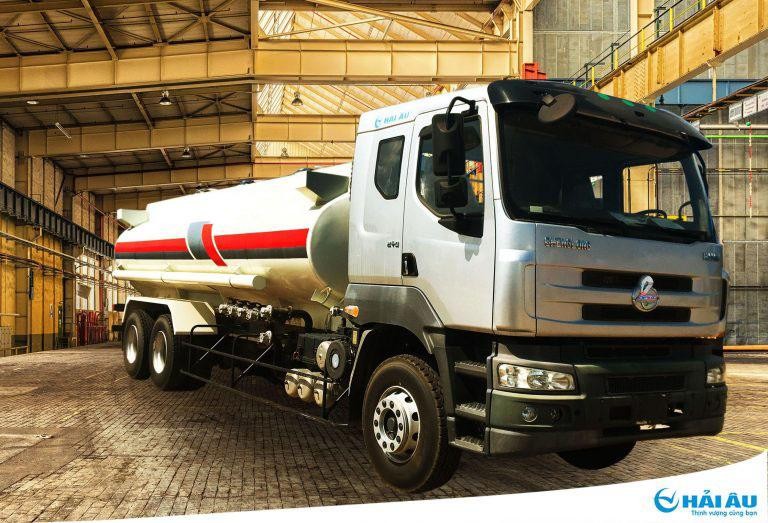Xitec chở xăng dầu 6×4 18 KHỐI