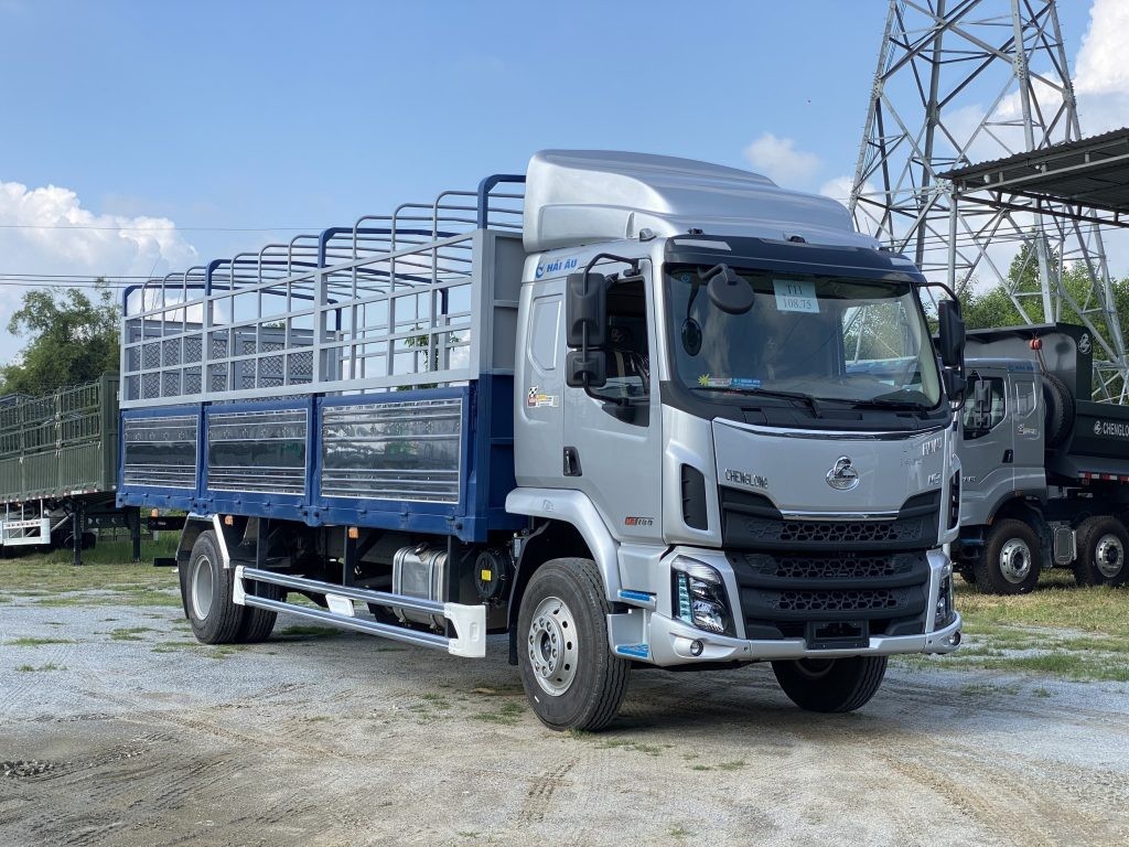 CHENGLONG M3 4X2 180HP (6 MÁY NGẮN) - THÙNG MUI BẠT